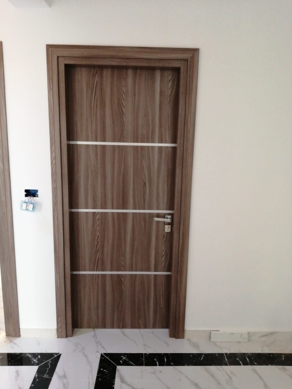 Porte intérieure finition bois